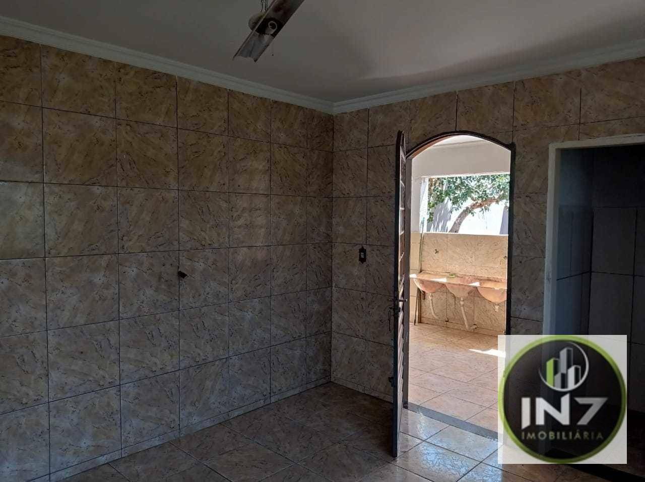 Casa à venda com 3 quartos, 180m² - Foto 13