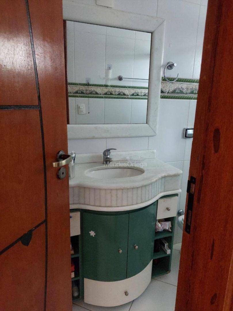 Casa à venda com 4 quartos, 234m² - Foto 11