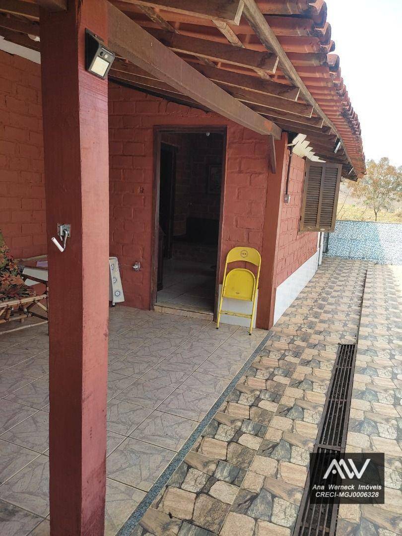 Chácara à venda com 2 quartos, 600M2 - Foto 2