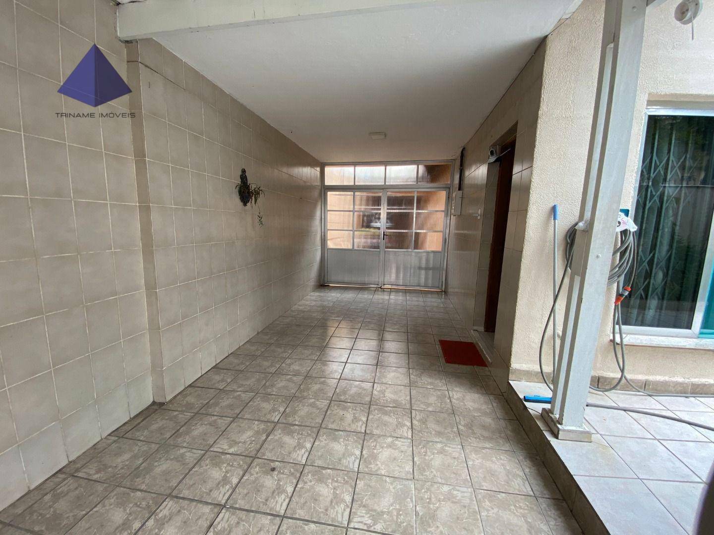 Casa à venda com 2 quartos, 150m² - Foto 4