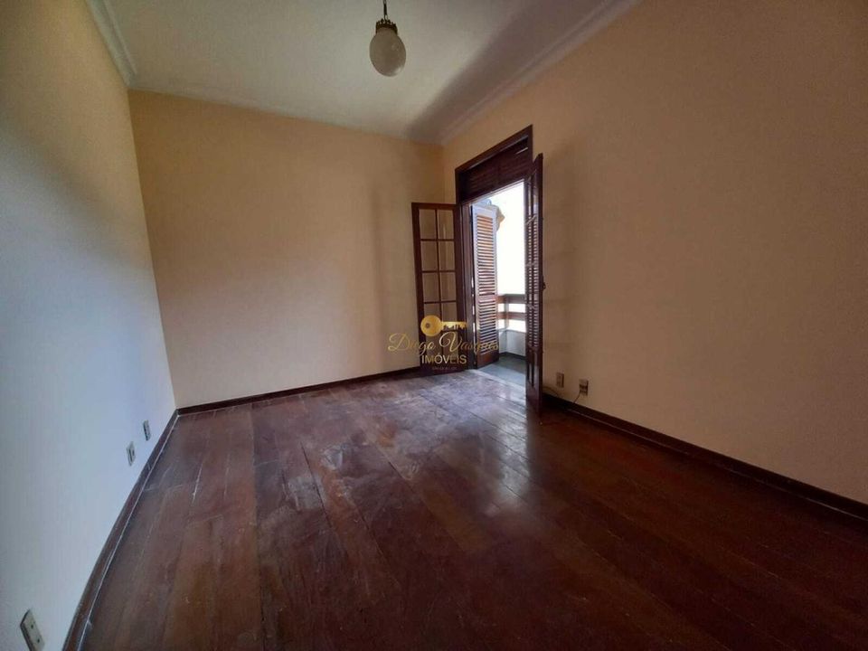 Casa de Condomínio à venda com 5 quartos, 212m² - Foto 15