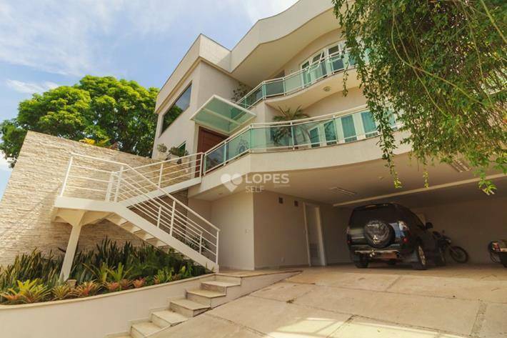 Casa de Condomínio à venda com 4 quartos, 400m² - Foto 2