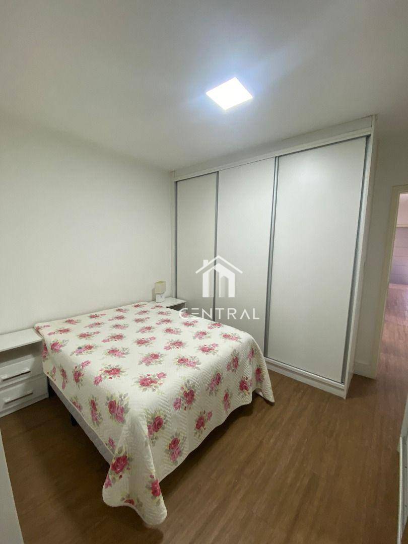 Sobrado à venda com 3 quartos, 244m² - Foto 39