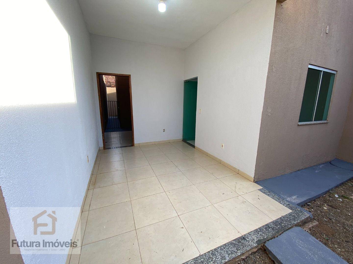 Casa para alugar com 2 quartos, 65m² - Foto 3