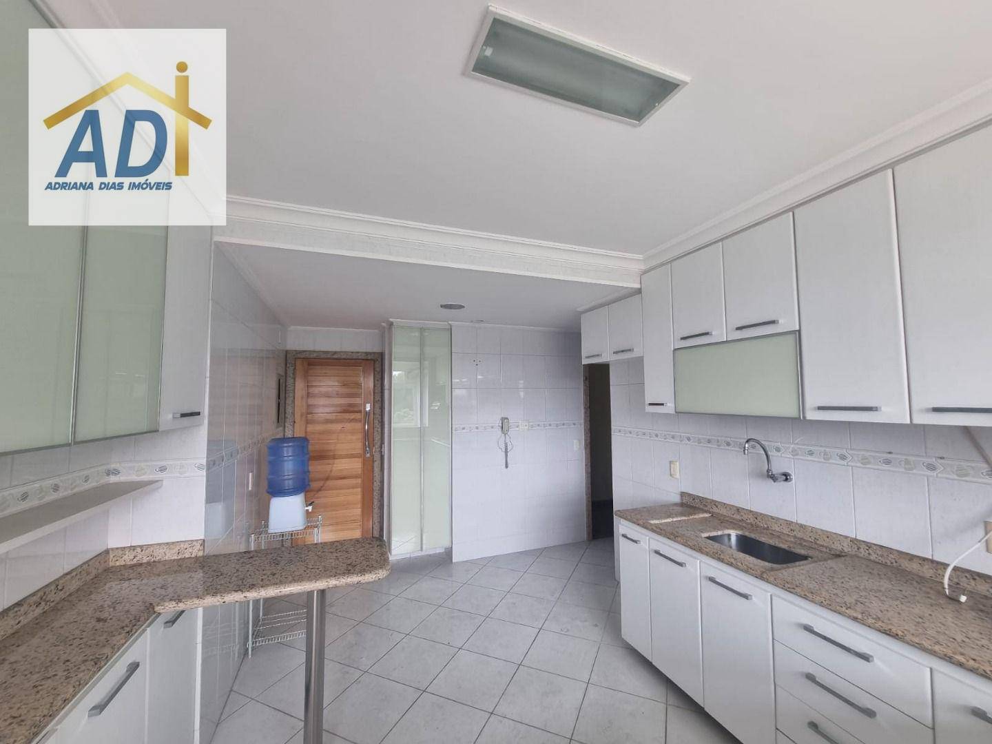 Apartamento à venda com 3 quartos, 145m² - Foto 35