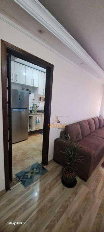 Apartamento à venda com 2 quartos, 80m² - Foto 13