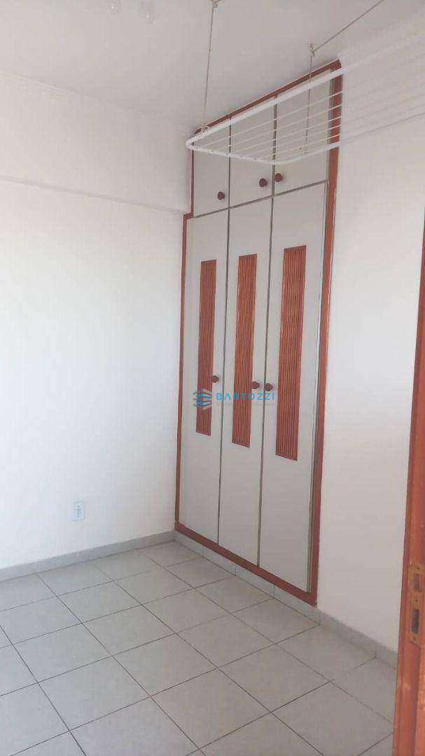 Apartamento para alugar com 4 quartos, 165m² - Foto 7