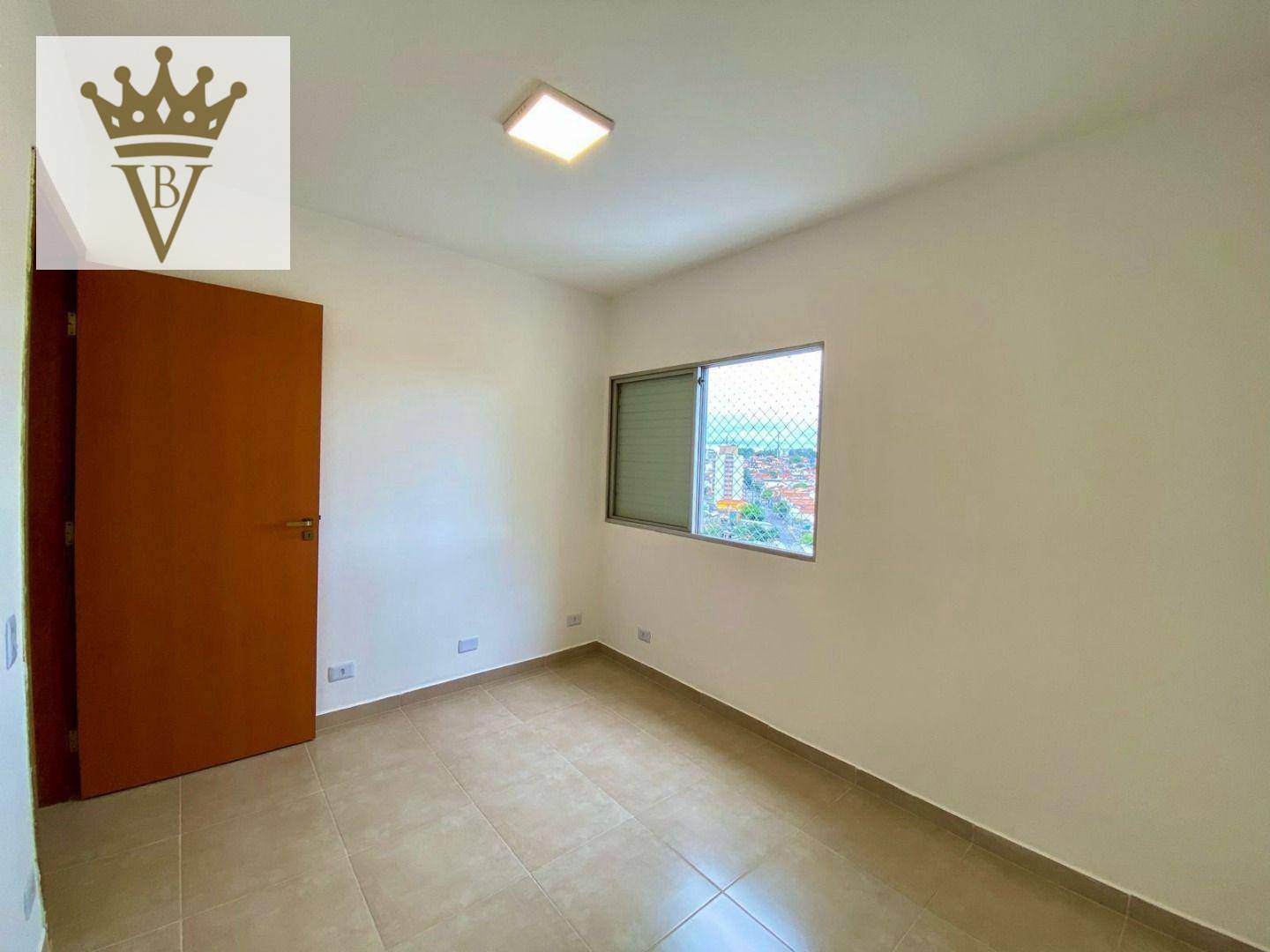 Apartamento à venda com 2 quartos, 70m² - Foto 8