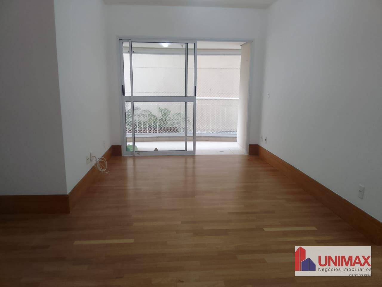 Apartamento para alugar com 3 quartos, 87m² - Foto 2