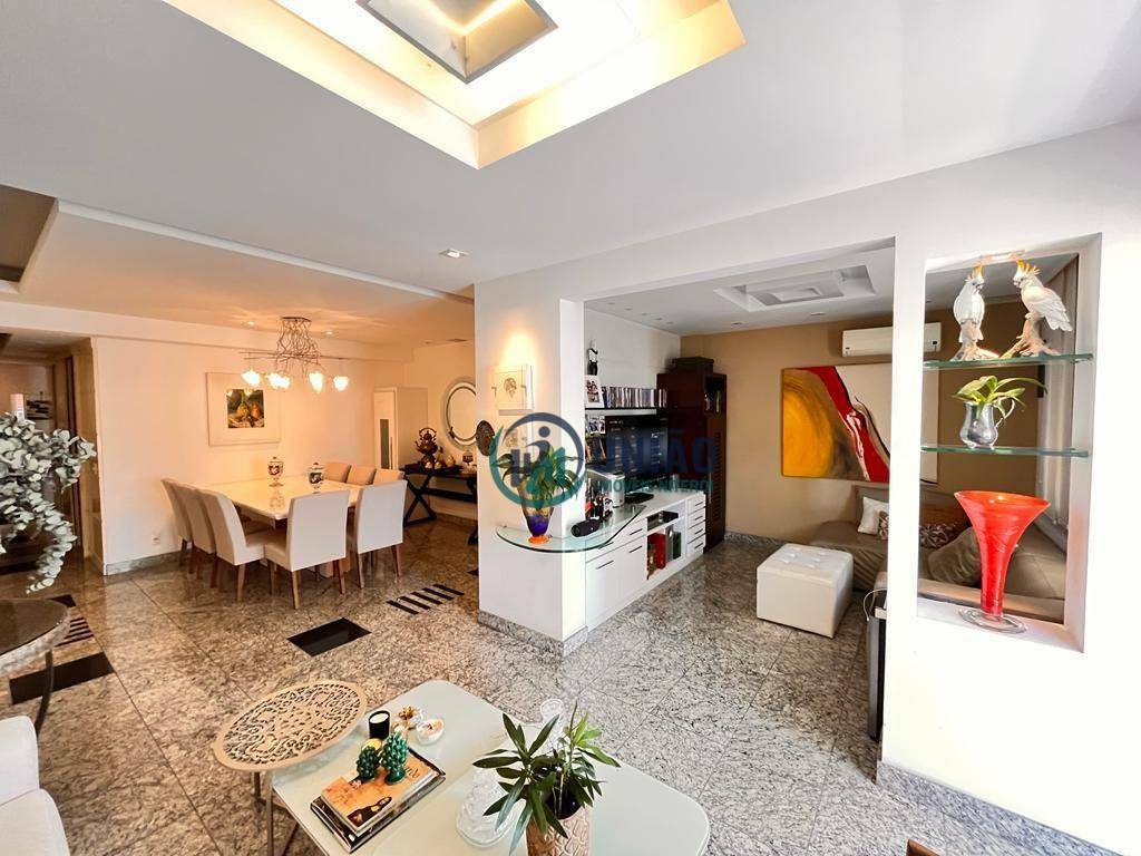 Apartamento à venda com 4 quartos, 147m² - Foto 11