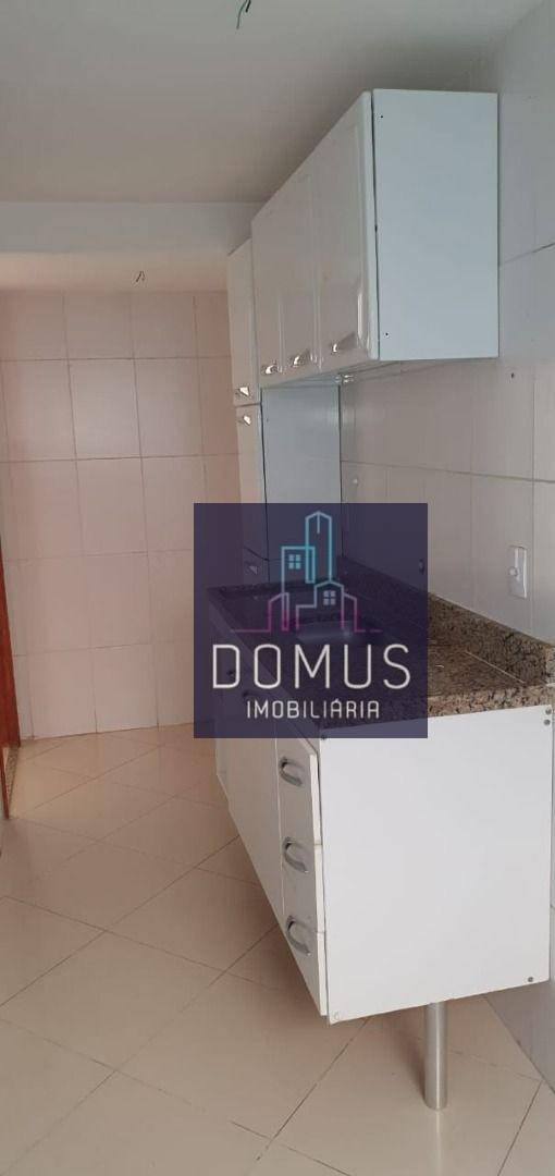 Apartamento à venda com 2 quartos, 58m² - Foto 7