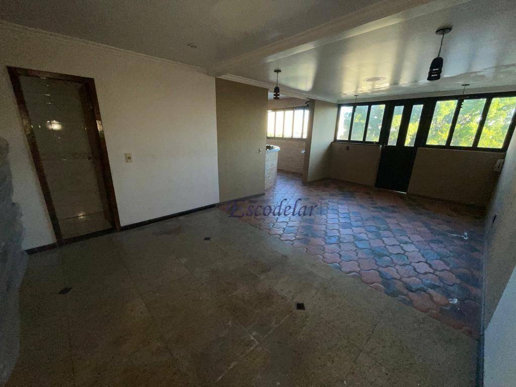 Sobrado à venda com 8 quartos, 320m² - Foto 28