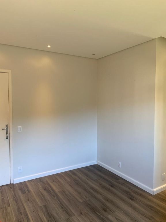 Apartamento à venda com 2 quartos, 46m² - Foto 2