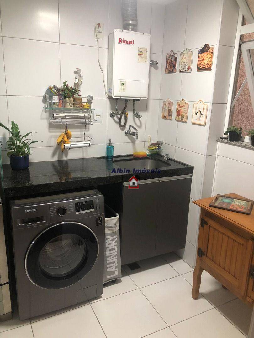 Apartamento à venda com 3 quartos, 157m² - Foto 5