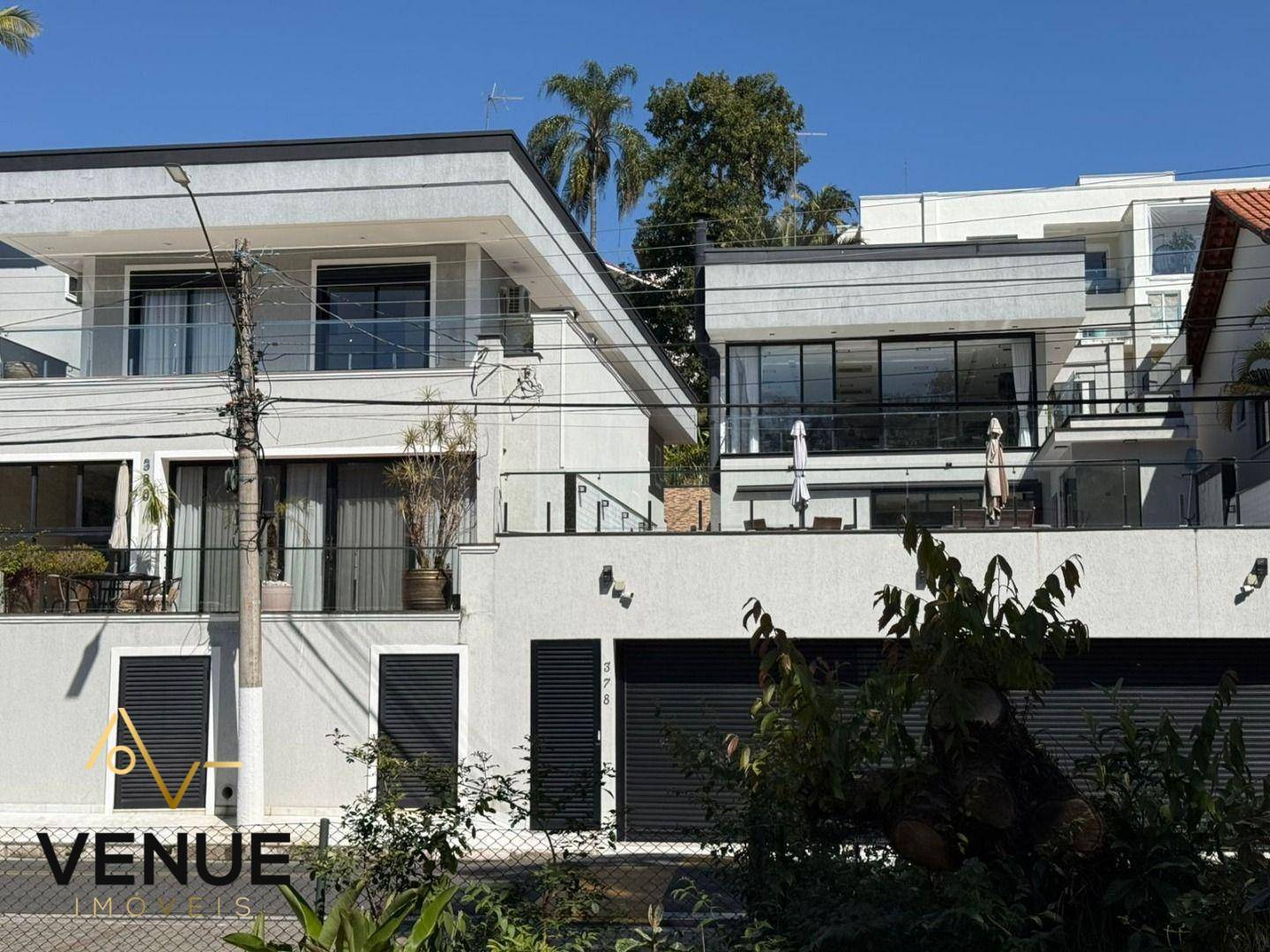 Casa de Condomínio à venda com 4 quartos, 750m² - Foto 3