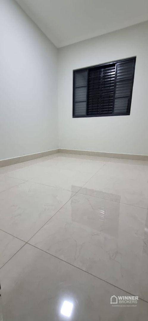 Casa à venda com 3 quartos, 110m² - Foto 13