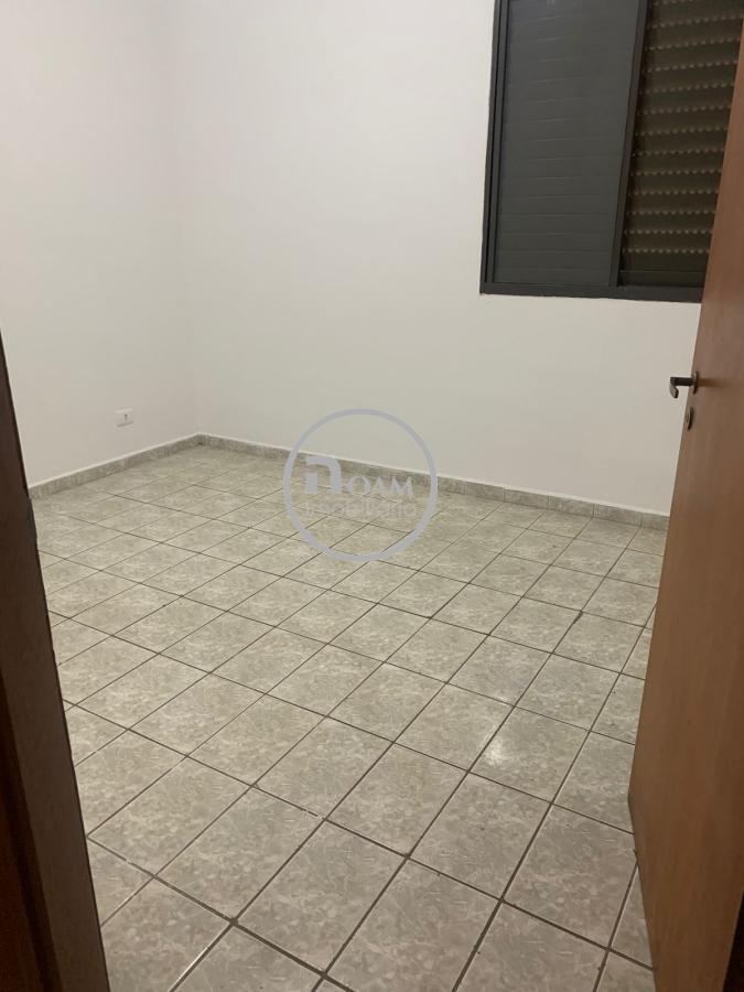 Apartamento à venda com 3 quartos, 73m² - Foto 3