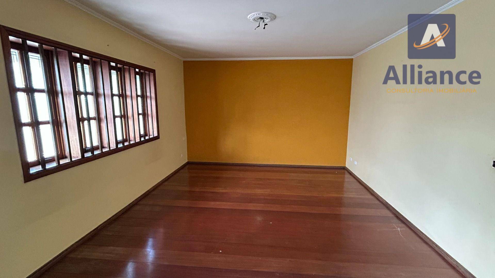 Casa para alugar com 3 quartos, 193m² - Foto 5