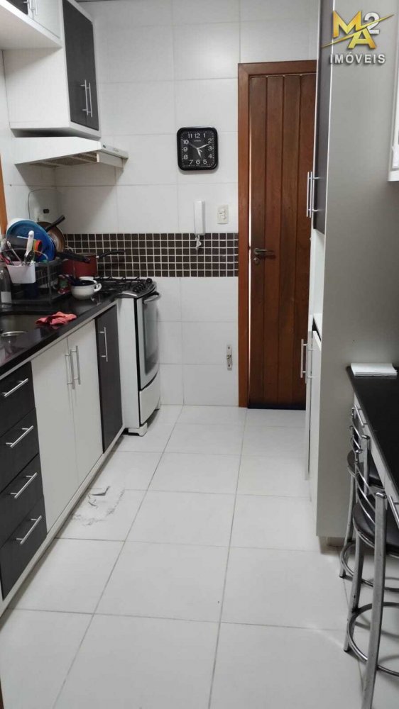 Casa à venda com 3 quartos, 225m² - Foto 5