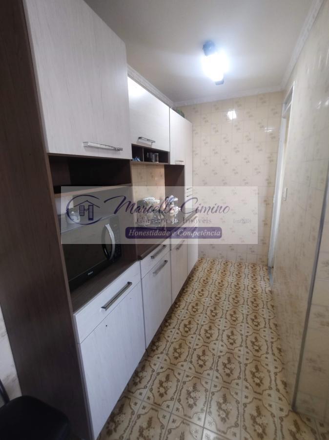 Apartamento à venda com 2 quartos, 72m² - Foto 13