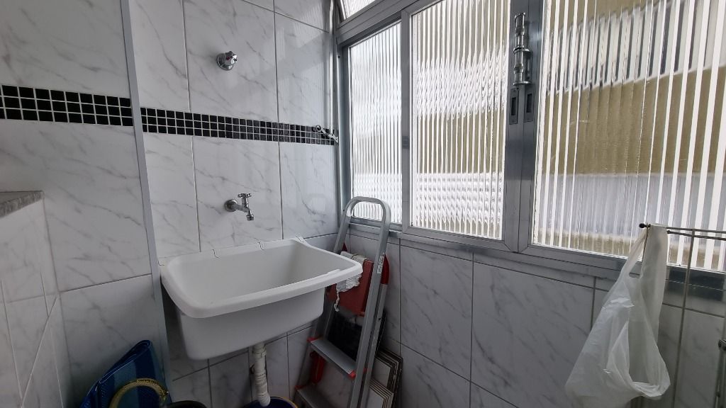 Apartamento à venda com 2 quartos, 55m² - Foto 12