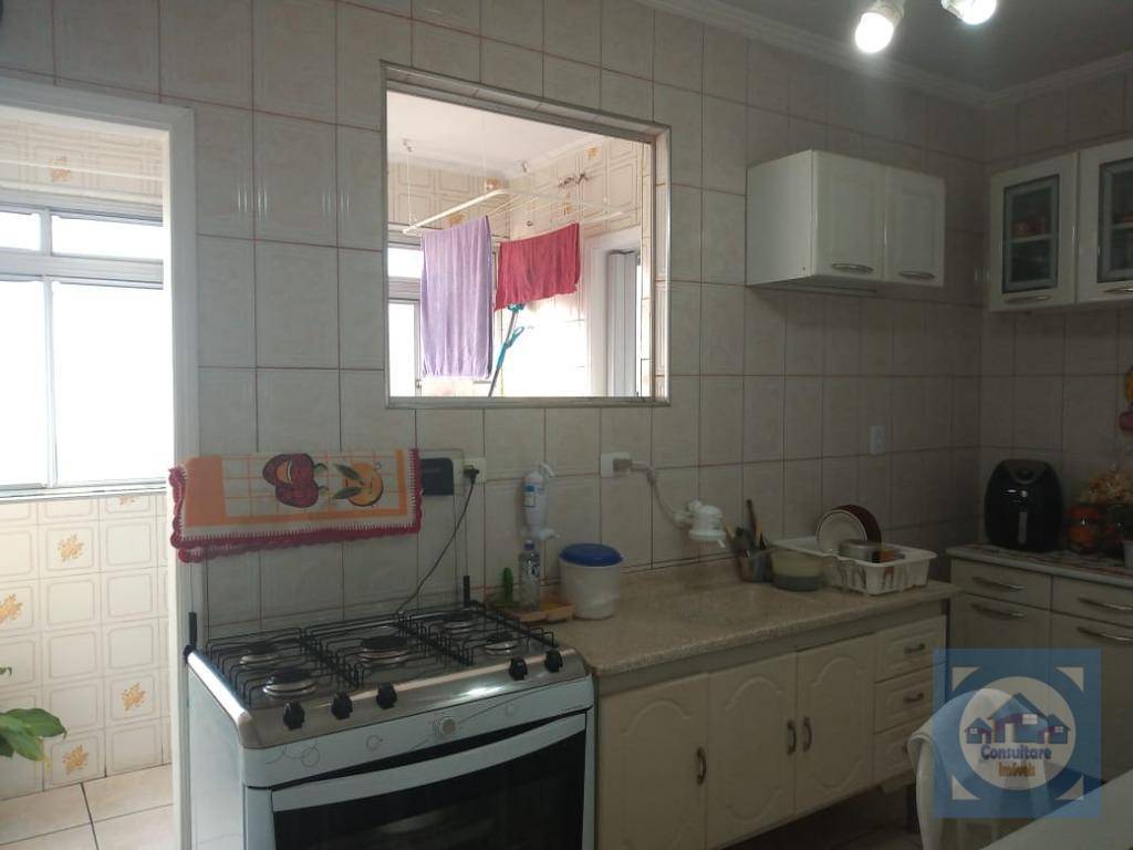 Apartamento à venda com 2 quartos, 70m² - Foto 19