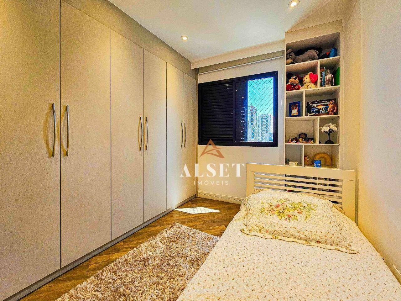 Apartamento à venda com 3 quartos, 103m² - Foto 27