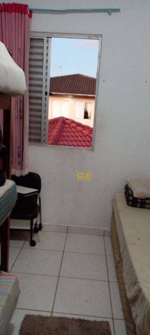 Apartamento à venda com 2 quartos, 40m² - Foto 2