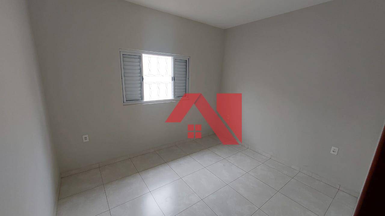 Casa à venda com 3 quartos, 100m² - Foto 6