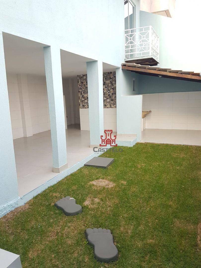 Casa à venda com 3 quartos, 140m² - Foto 15