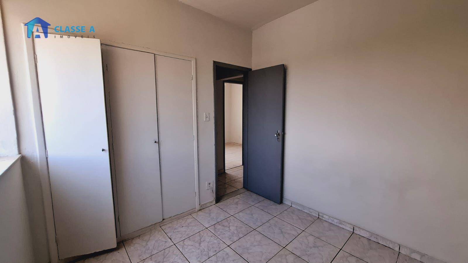 Apartamento à venda com 3 quartos, 106m² - Foto 12