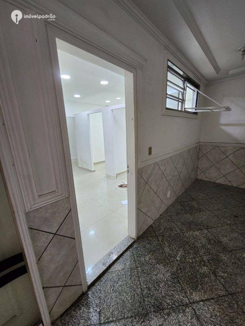 Prédio Inteiro para alugar, 300m² - Foto 16