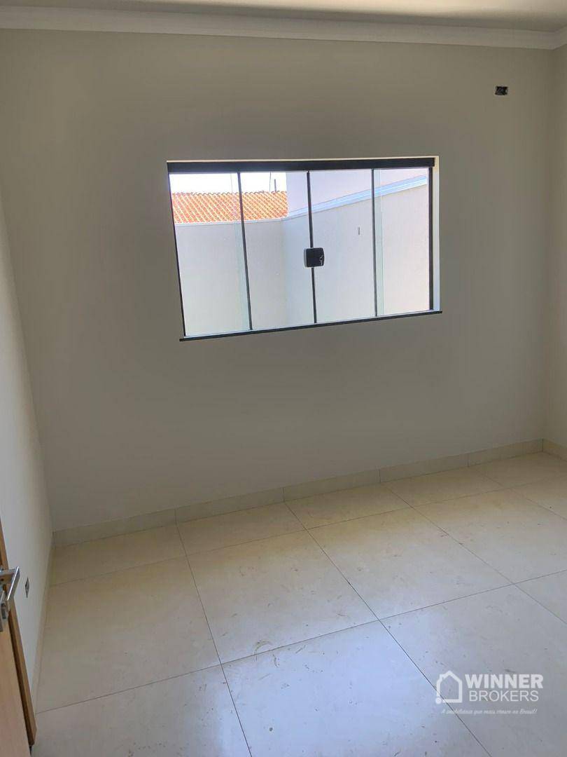 Casa à venda com 3 quartos, 74m² - Foto 12