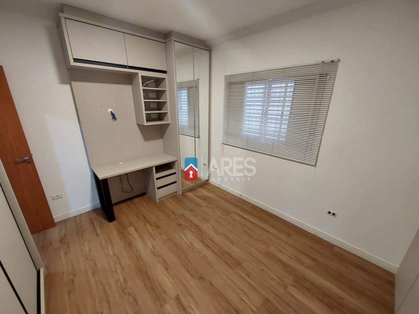 Casa à venda com 3 quartos, 190m² - Foto 22