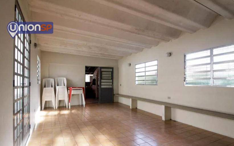 Apartamento à venda com 2 quartos, 83m² - Foto 17