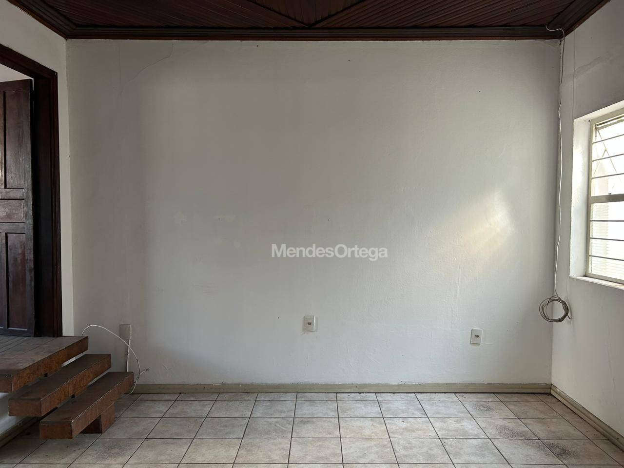 Casa à venda com 2 quartos, 90m² - Foto 5