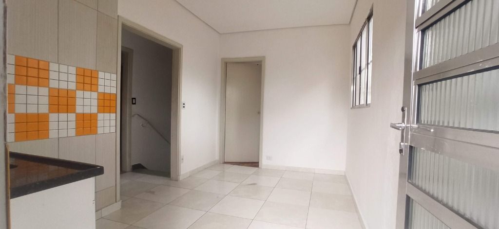 Sobrado para alugar com 2 quartos, 102m² - Foto 14