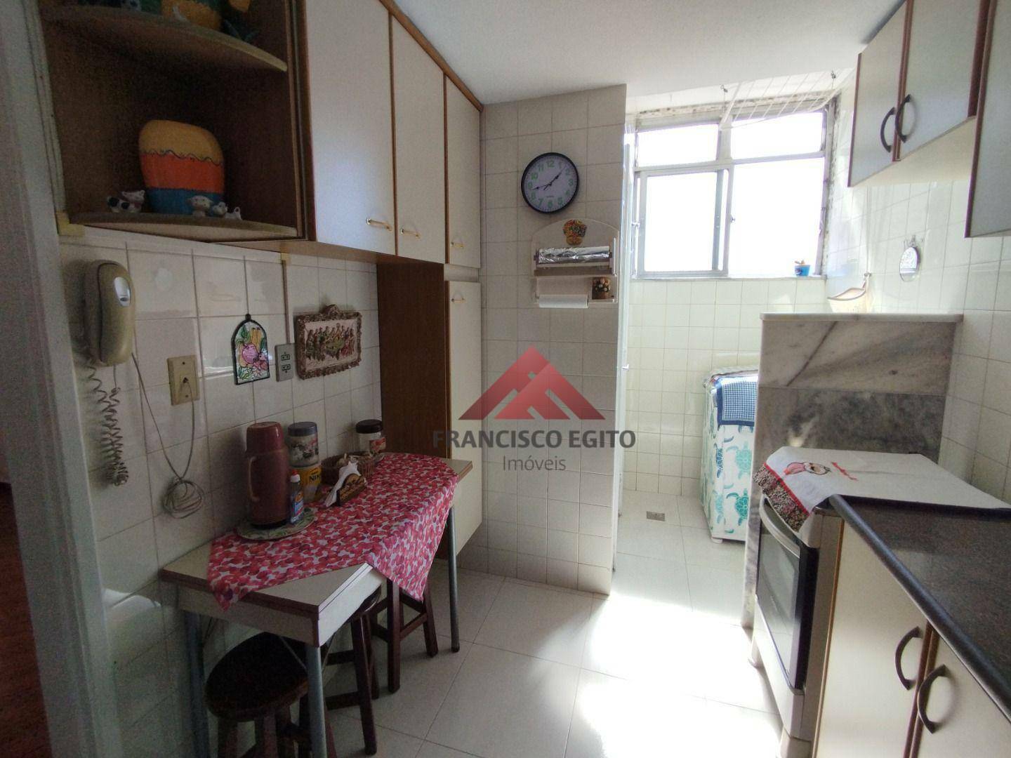 Apartamento à venda com 2 quartos, 85m² - Foto 11