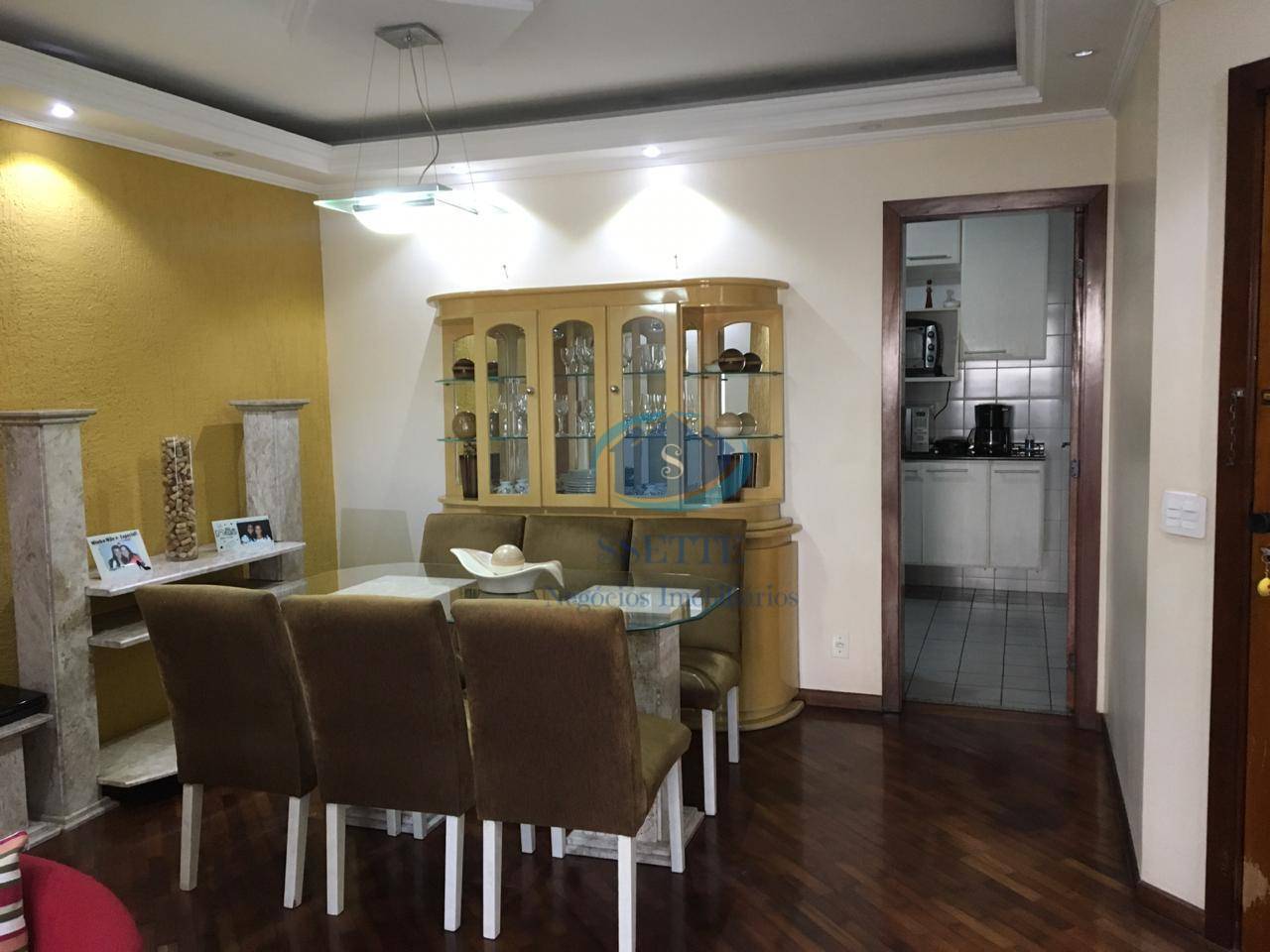 Apartamento à venda com 3 quartos, 98m² - Foto 3