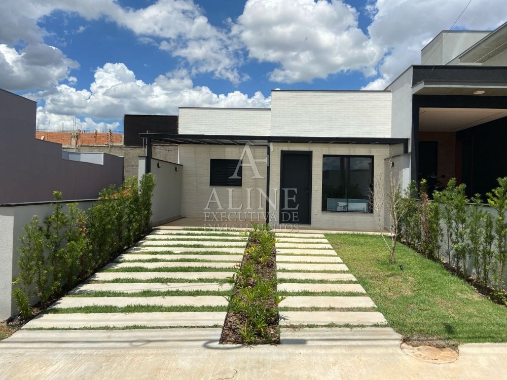 Casa de Condomínio à venda com 3 quartos, 559m² - Foto 1