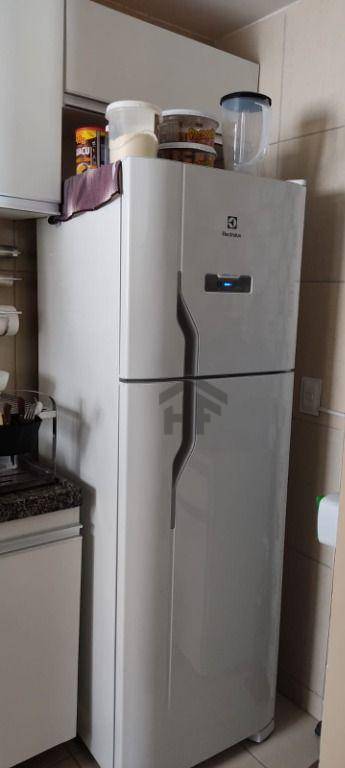 Apartamento à venda com 1 quarto, 37m² - Foto 17