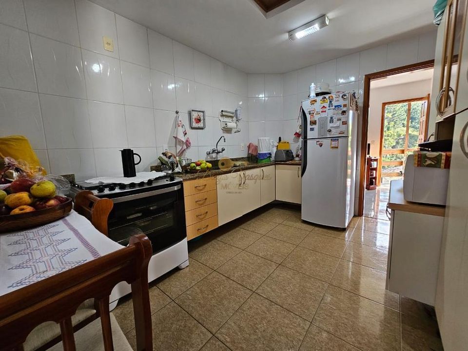 Casa de Condomínio à venda com 2 quartos, 370m² - Foto 18