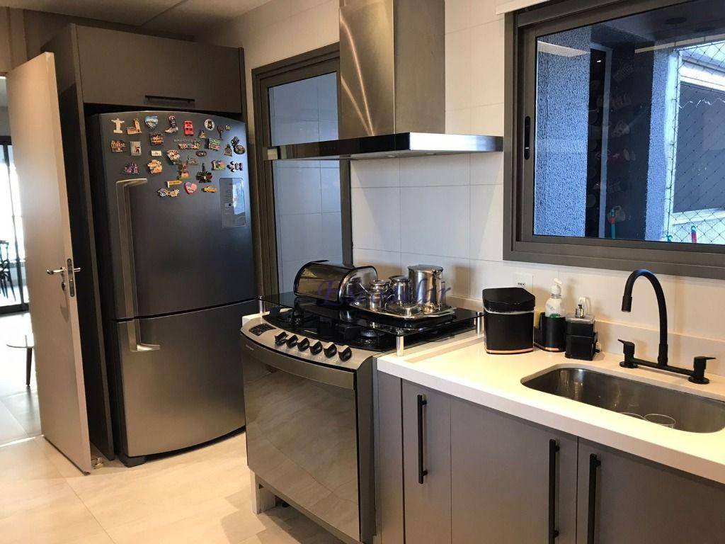 Apartamento à venda com 3 quartos, 145m² - Foto 11