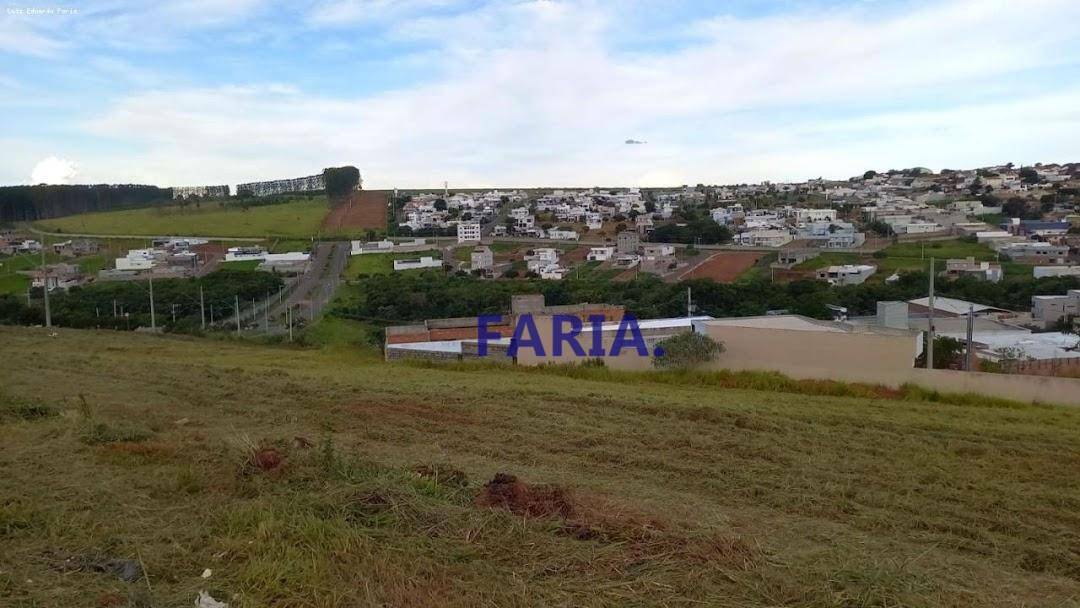 Terreno à venda, 639M2 - Foto 1