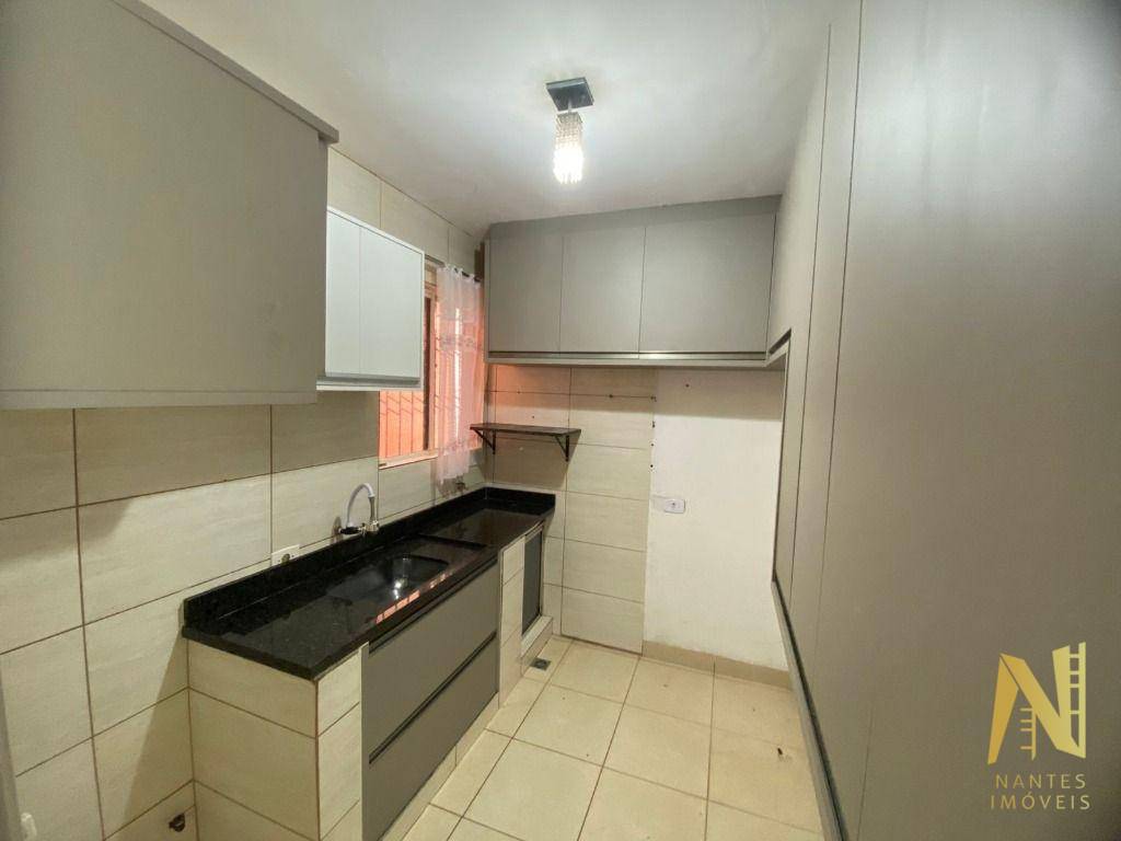 Apartamento à venda com 2 quartos, 43m² - Foto 4