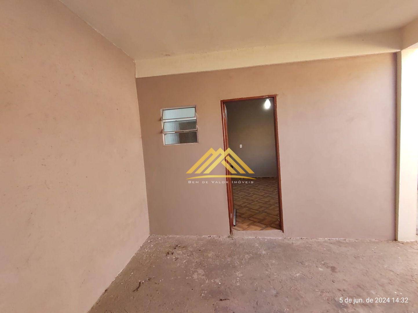 Casa à venda com 2 quartos, 50M2 - Foto 4