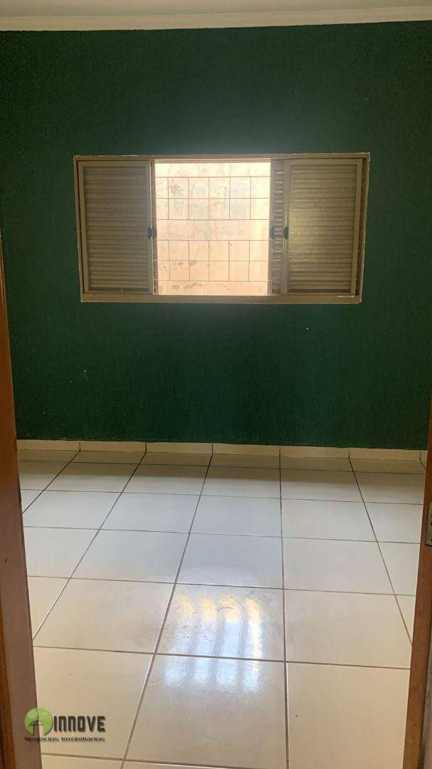 Casa à venda com 2 quartos, 100m² - Foto 13