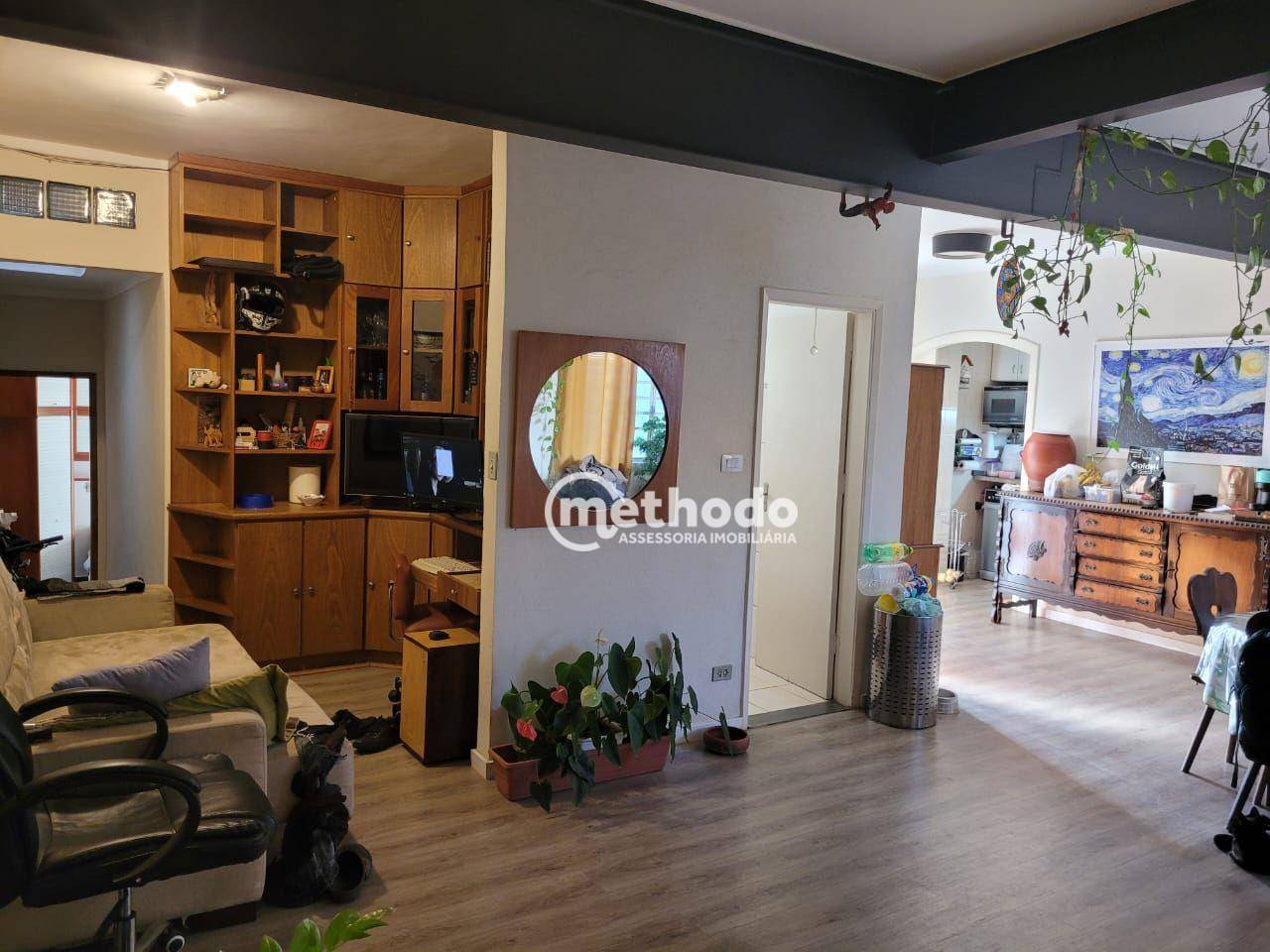 Casa à venda com 4 quartos, 180m² - Foto 4