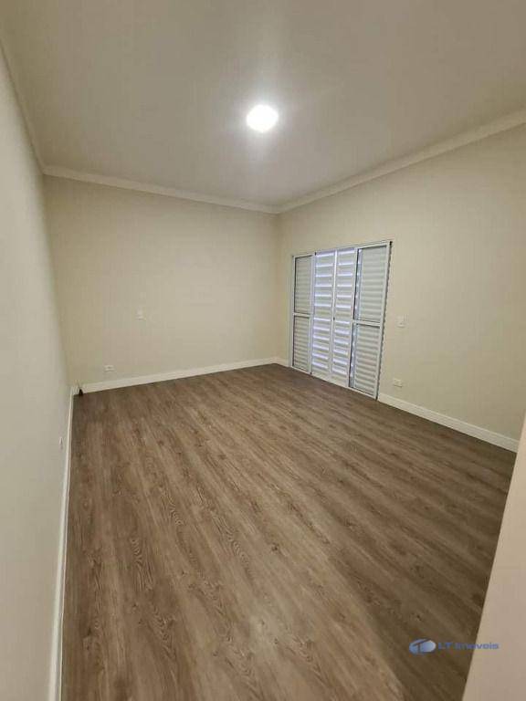 Casa à venda com 3 quartos, 161m² - Foto 16