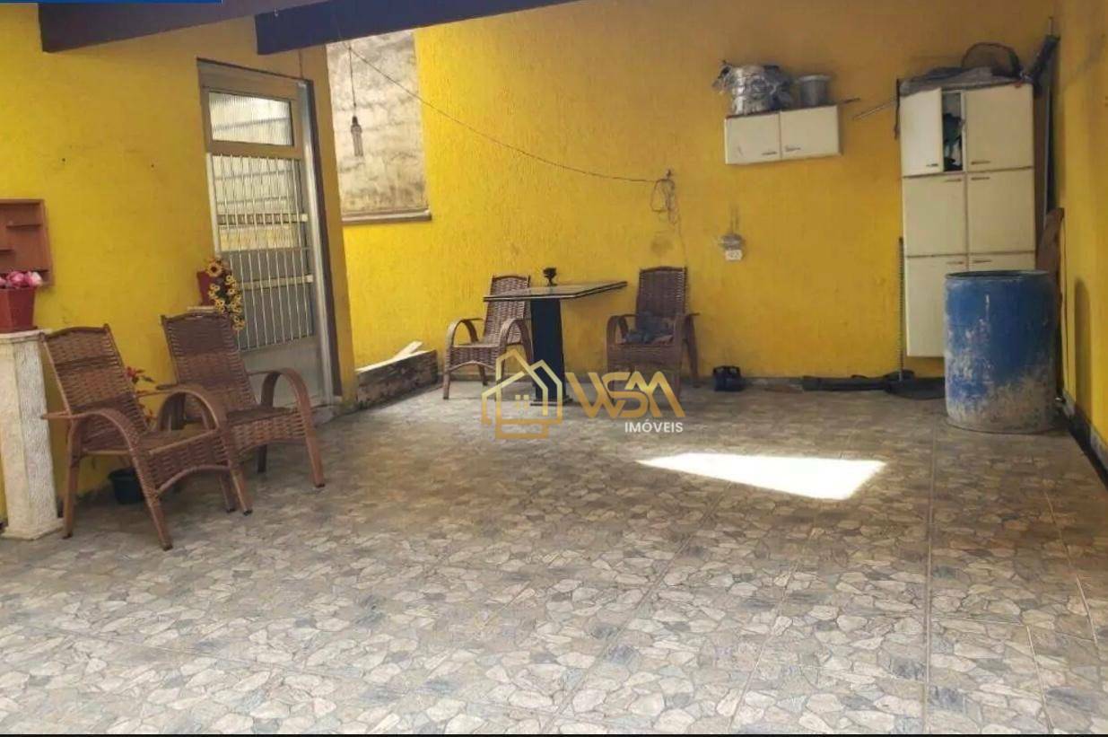 Sobrado à venda com 2 quartos, 180m² - Foto 2